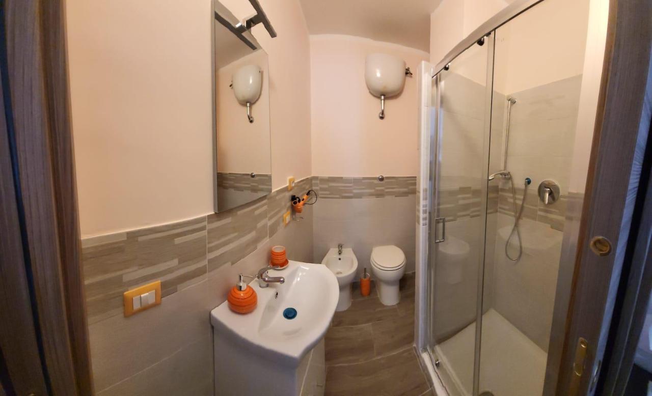 Vacanze Partenopee - San Liborio Naples Luaran gambar