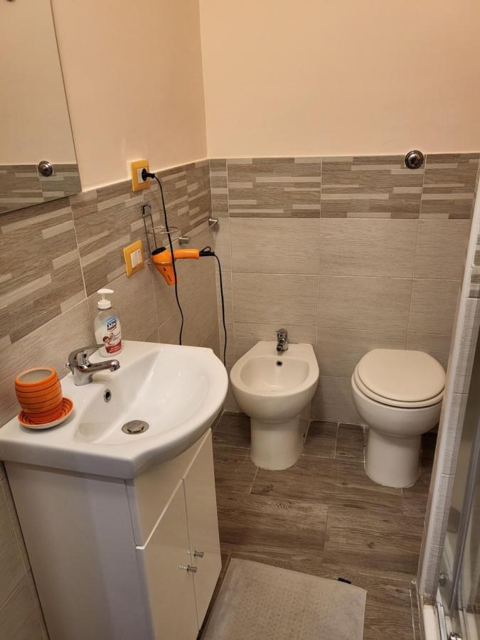 Vacanze Partenopee - San Liborio Naples Luaran gambar